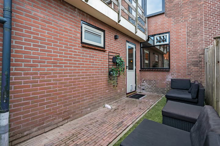 Foto 42 van Klaas Benninkstraat 27