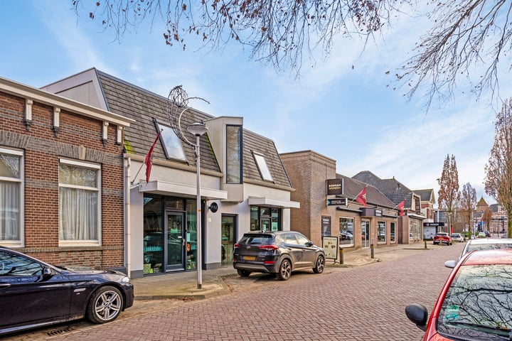 Bekijk foto 2 van Spoorstraat 14-A