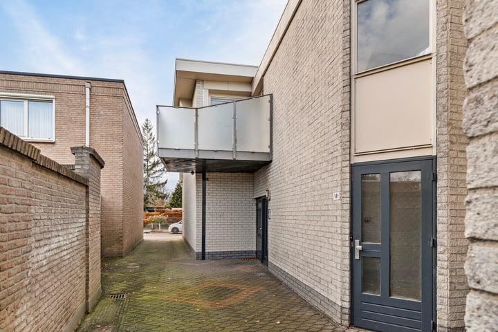 Bekijk foto 6 van Spoorstraat 14-A