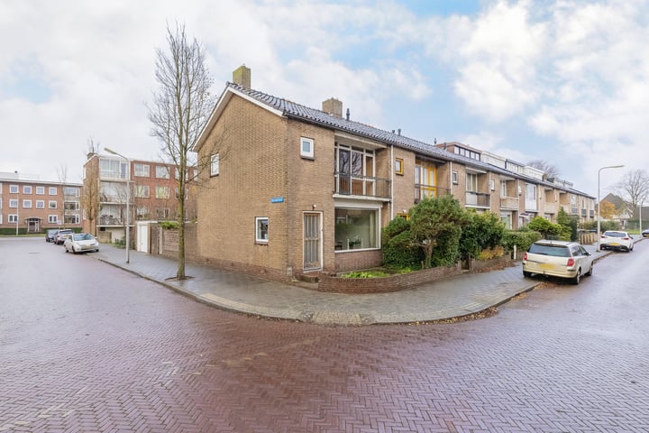 View photo 1 of Pegasusstraat 51