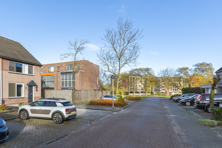 Bekijk foto 32 van Trommelstraat 2