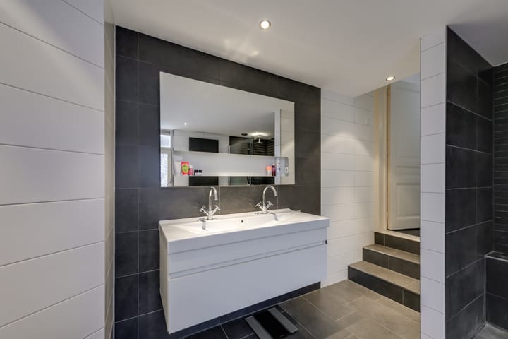 Foto 32 van Bredaseweg 156