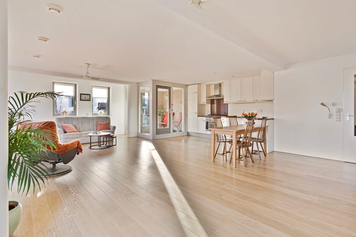 Photo 2 of Hofplein 23