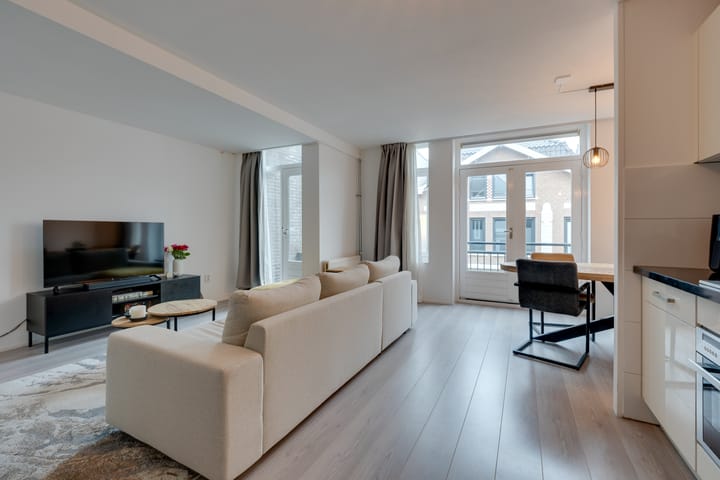 Foto 10 van Dubbele buurt 15-A