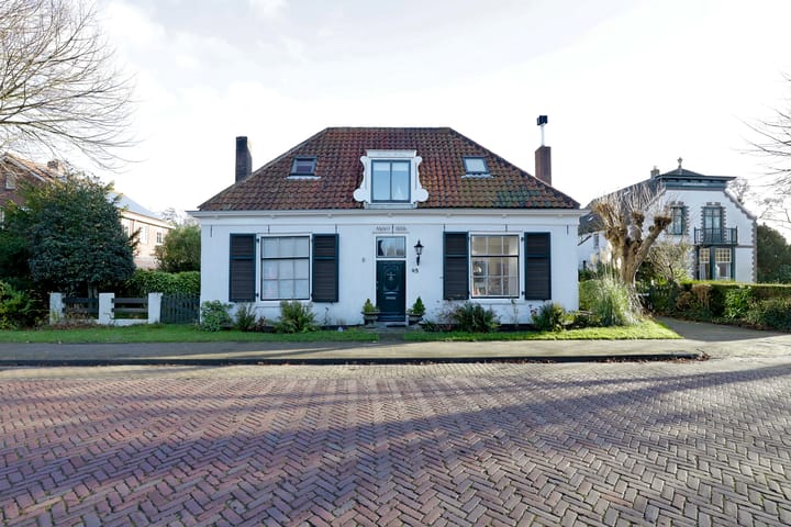 Foto 2 van Burghseweg 45