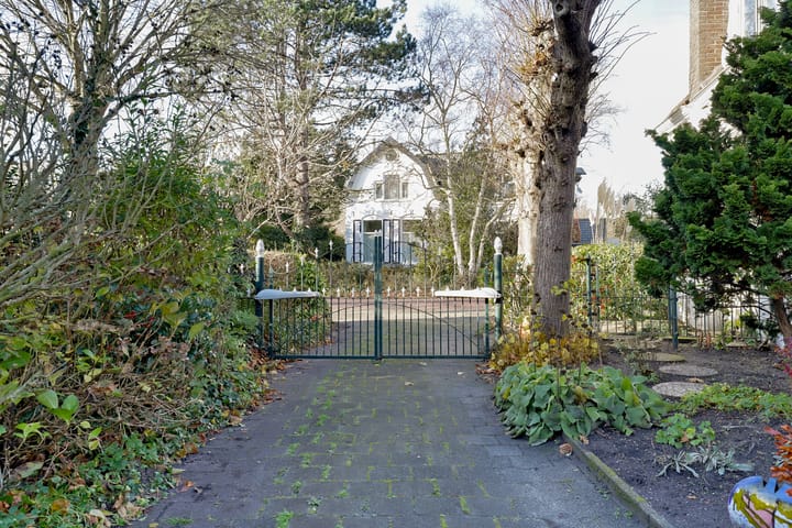 Foto 43 van Burghseweg 45