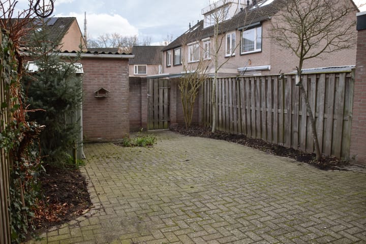 Foto 4 van Kardinaalsmuts 152