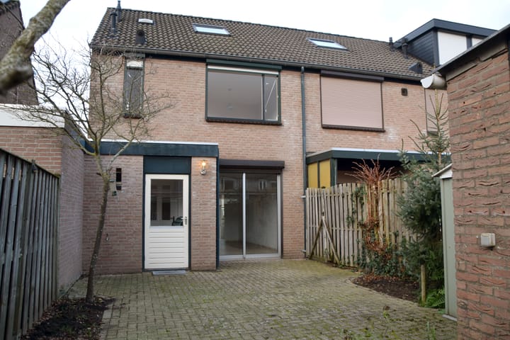 Foto 35 van Kardinaalsmuts 152