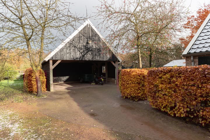 Photo 4 of Dorpsstraat 11