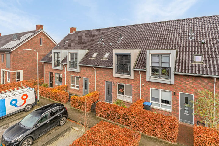 Bekijk foto 3 van Meester J van Dolderenstraat 13