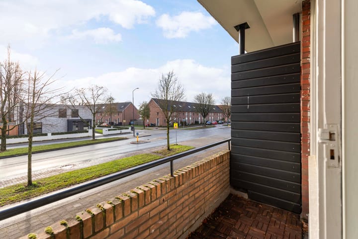 Foto 12 van Marchantstraat 17