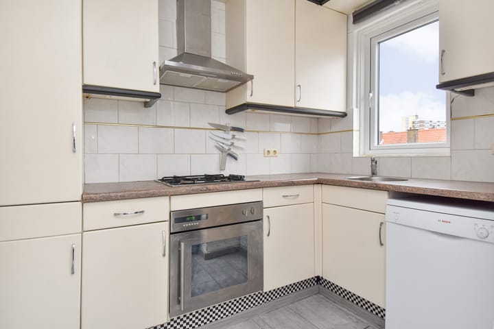 Foto 3 van Maarsbergenstraat 308