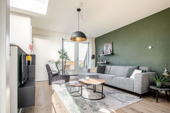 Photo 3 of Van der Hulststraat 24