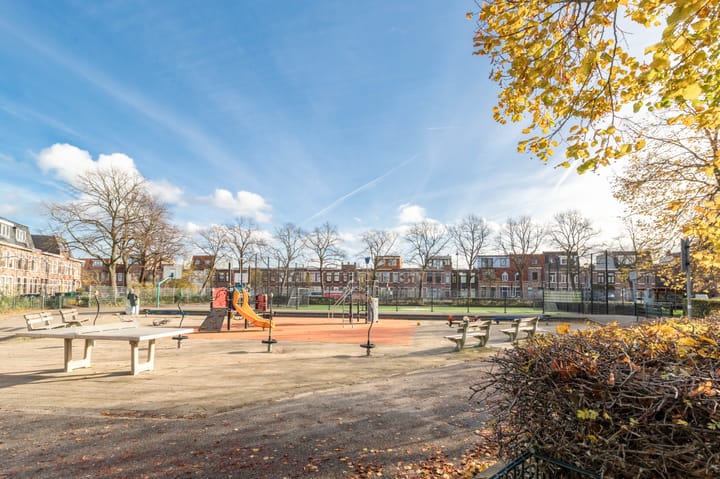 Photo 28 of Van der Hulststraat 24