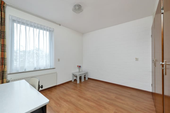 Photo 42 of Barthold van Heesselstraat 14