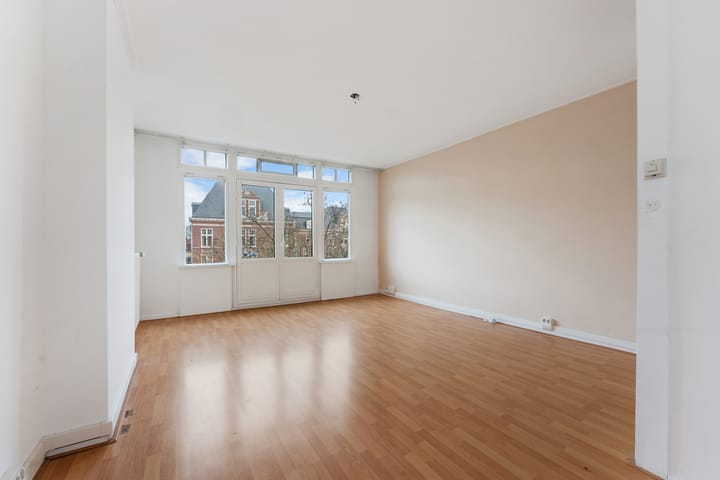 Photo 11 of Henegouwerlaan 39-B