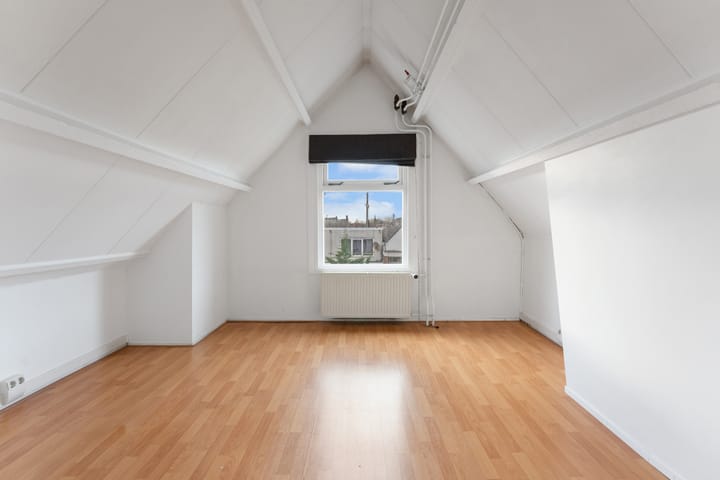 Photo 43 of Henegouwerlaan 39-B