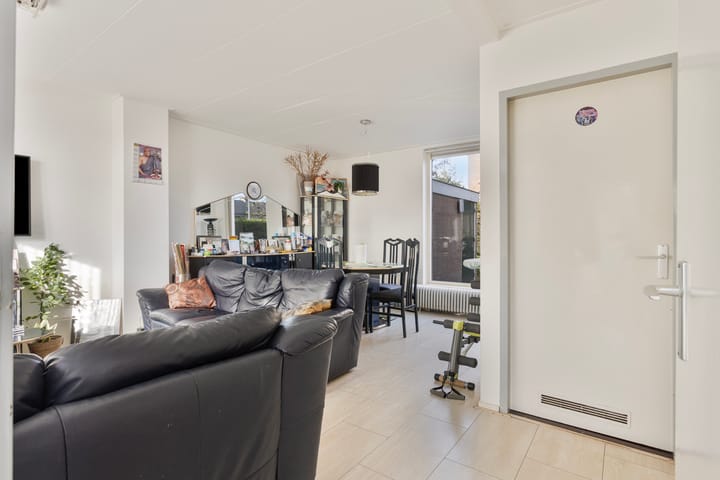 Foto 2 van Veldbloemstraat 35