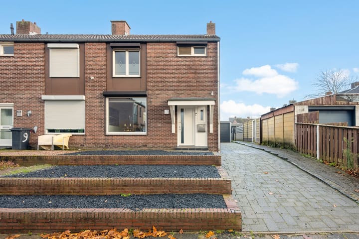 Foto 1 van Begoniastraat 11