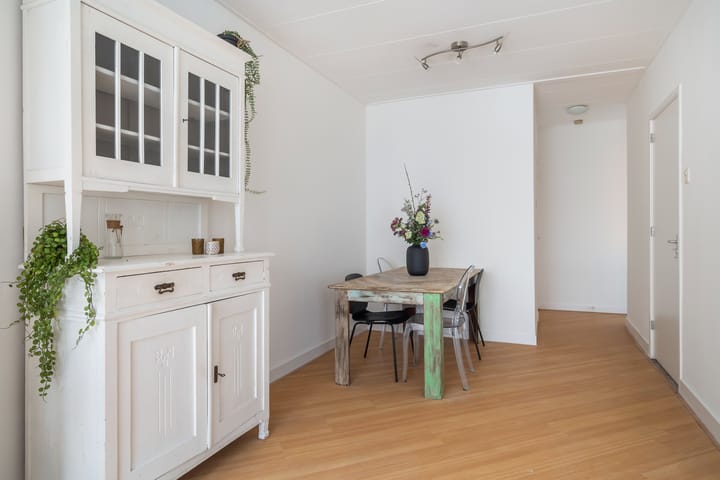 Foto 13 van Luzacstraat 28-B01