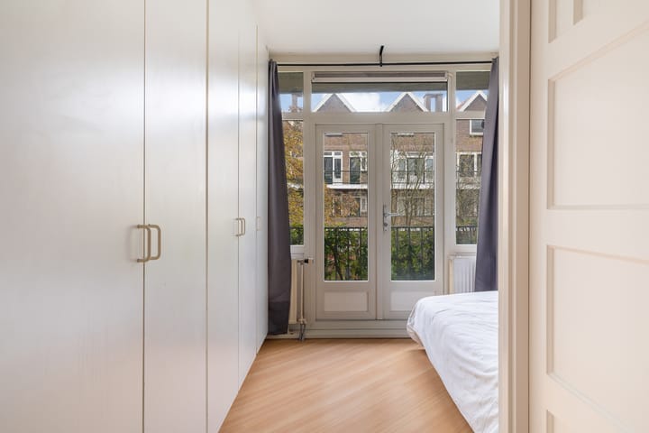 Foto 18 van Luzacstraat 28-B01