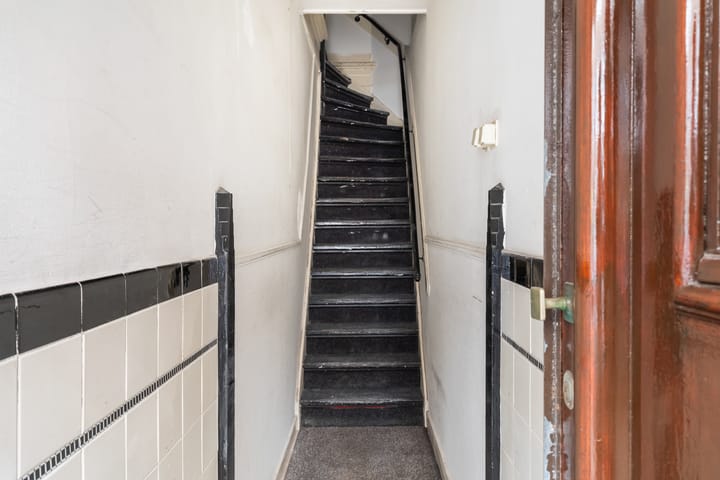 Foto 23 van Luzacstraat 28-B01