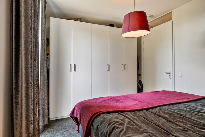 Foto 17 van Dirk Hartogstraat 169