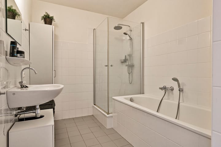 Foto 20 van Dirk Hartogstraat 169