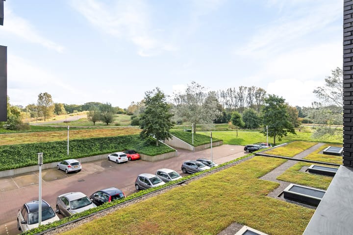 Foto 33 van Dirk Hartogstraat 169