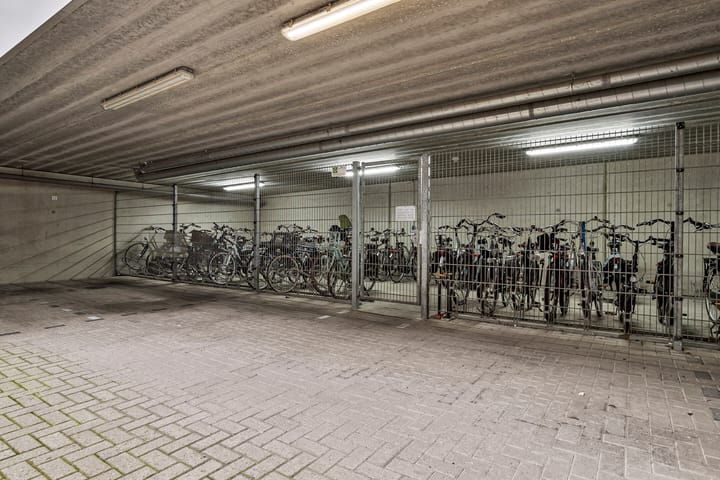 Foto 36 van Dirk Hartogstraat 169