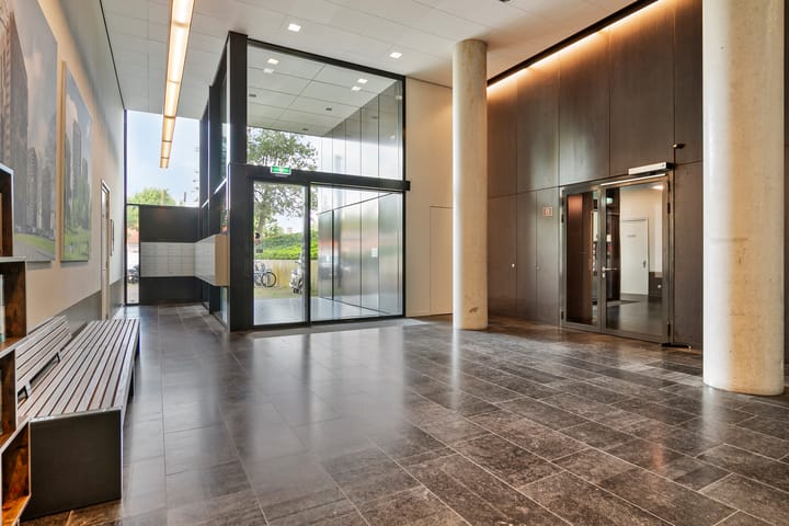 Foto 38 van Dirk Hartogstraat 169