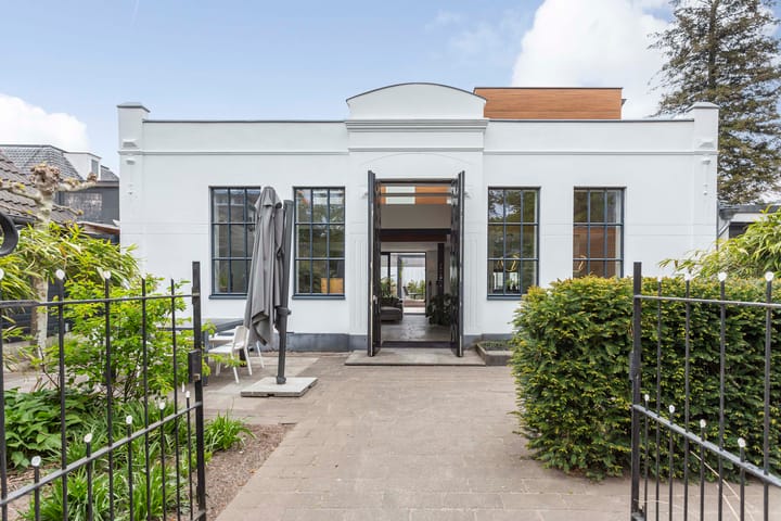 Foto 1 van Trompstraat 5