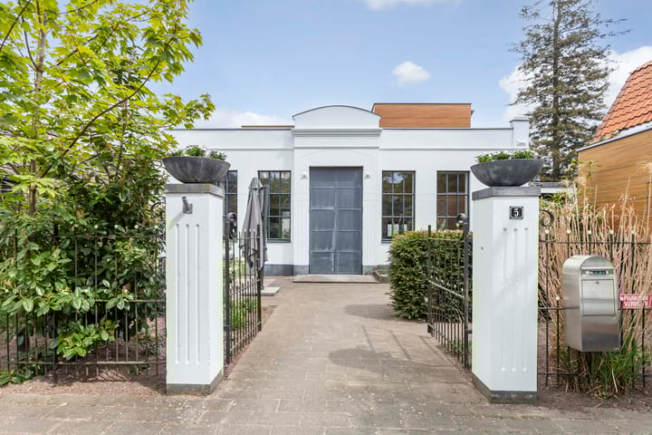 Foto 41 van Trompstraat 5