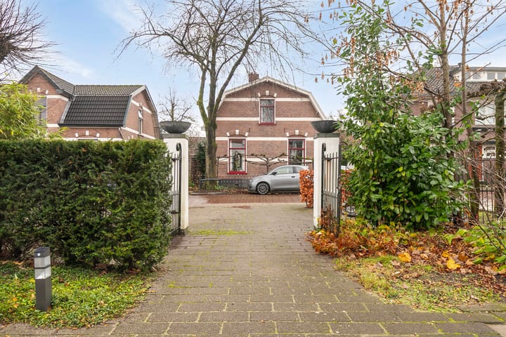 Foto 42 van Trompstraat 5