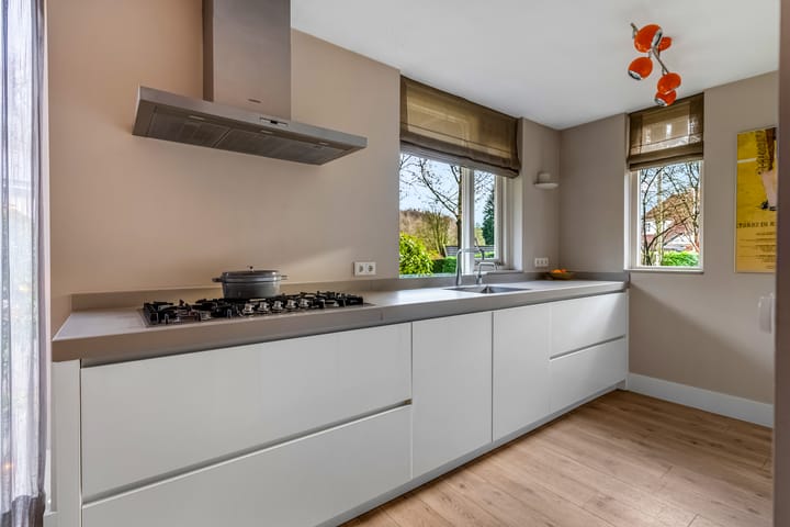 Foto 13 van Beeklaan 8