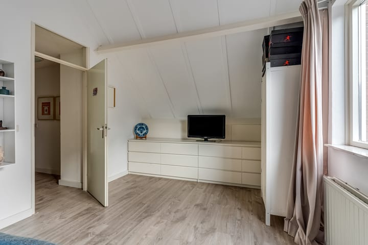 Foto 28 van Beeklaan 8