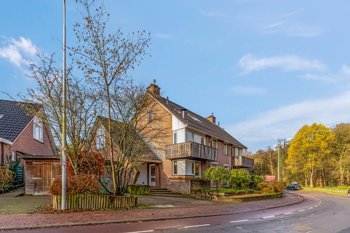 Foto 45 van Beeklaan 8