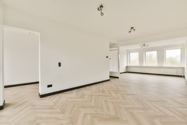 Foto 6 van Van Nijenrodeweg 747