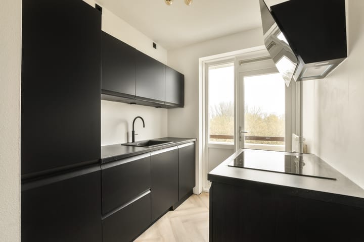 Foto 8 van Van Nijenrodeweg 747