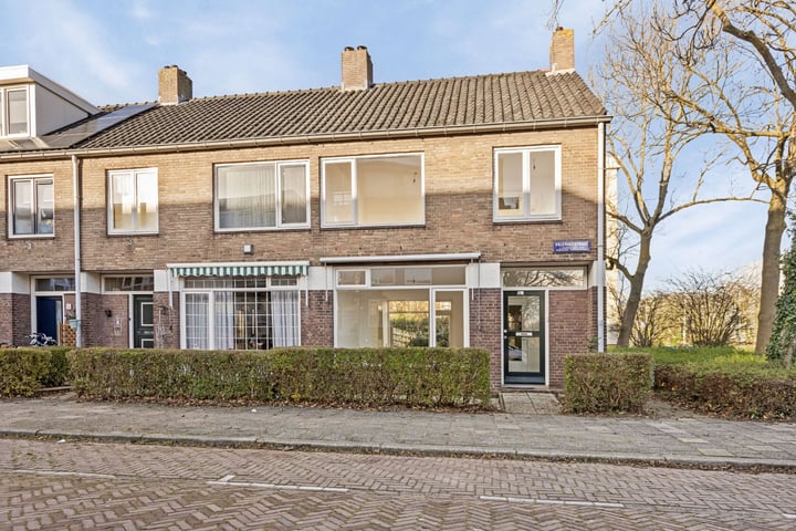 Bekijk foto 1 van Valeriusstraat 1