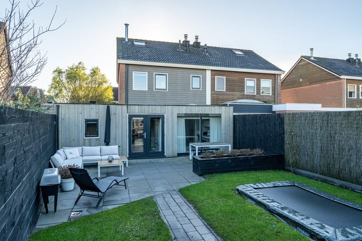 Foto 37 van Jasmijn 9