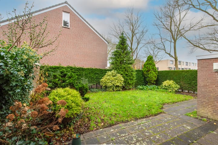 Foto 2 van Berliozstraat 4