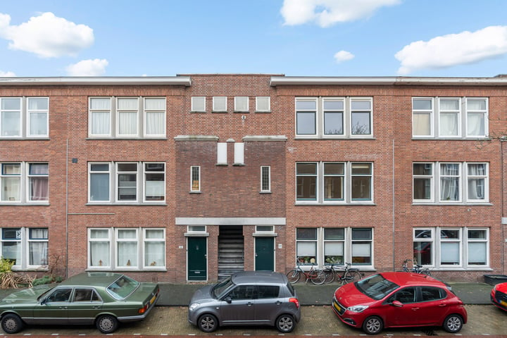 View photo 3 of Rhododendronstraat 70