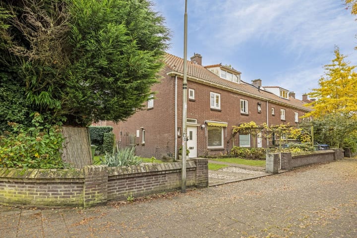 Foto 5 van Ahornstraat 1