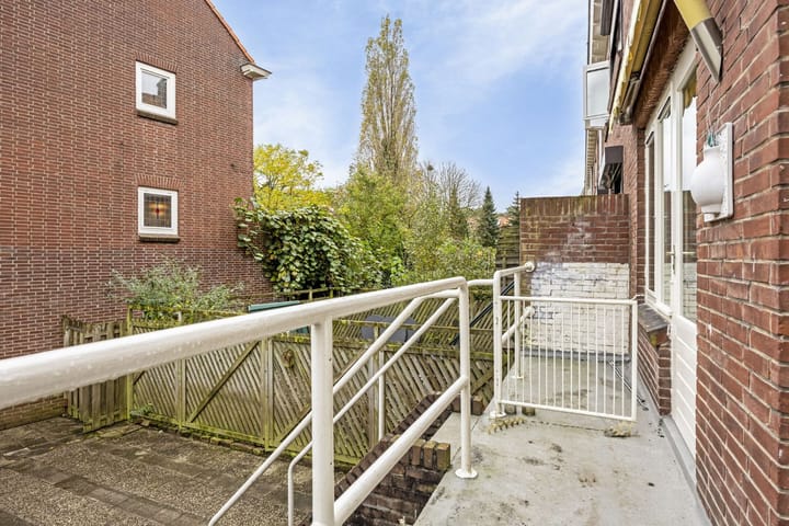 Foto 18 van Ahornstraat 1