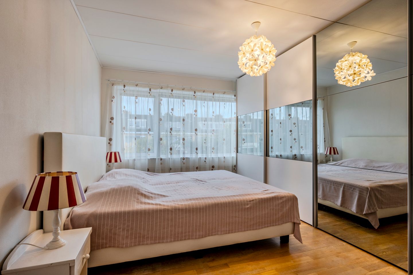 Foto 20 van Dahlialaan 76