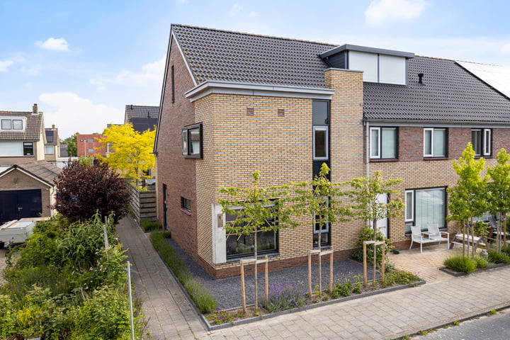 View photo 25 of Apollostraat 21