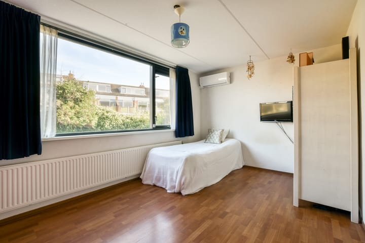 Photo 19 of Sara Roosstraat 17