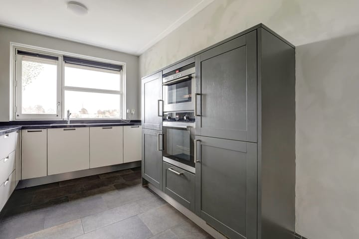 Photo 11 of Reitensestraat 1