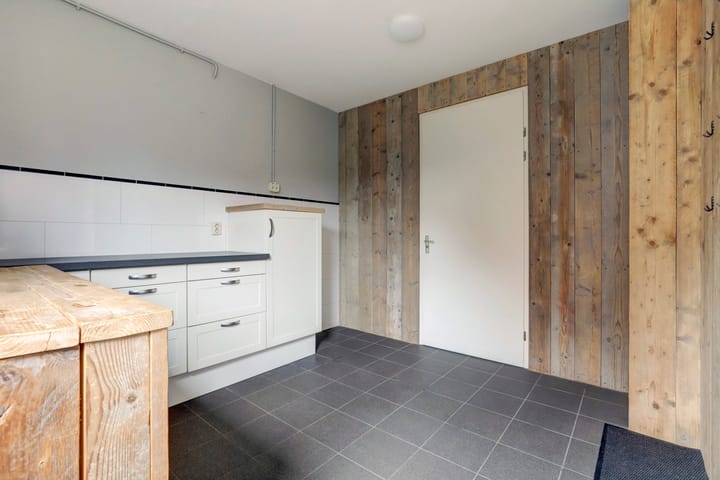 Photo 15 of Reitensestraat 1